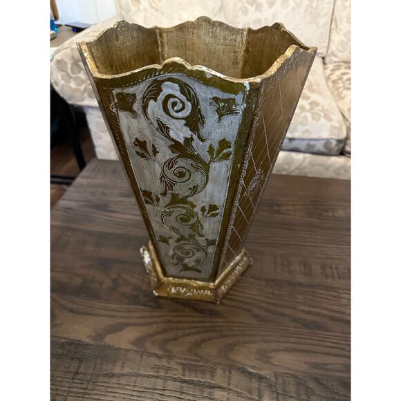 Vintage Italian Florentine Gold & White Wooden Tole Trash Can-14” Tall - Picture 2 of 10